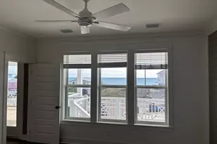 725 E Gorrie Dr, Saint George Island, FL 32328 - Photo 8