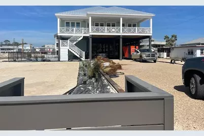 725 E Gorrie Dr, Saint George Island, FL 32328 - Photo 34