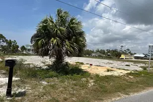 137 Atlantic St, Port Saint Joe, FL 32456 - Photo 1
