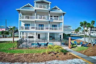 121 S 40th St, Mexico Beach, FL 32456 - Photo 2