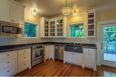 15 8th St, Apalachicola, FL 32320 - Photo 12