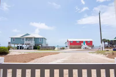 749 W Gorrie Dr, Saint George Island, FL 32328 - Photo 32