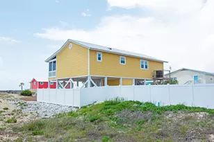 749 W Gorrie Dr, Saint George Island, FL 32328 - Photo 30