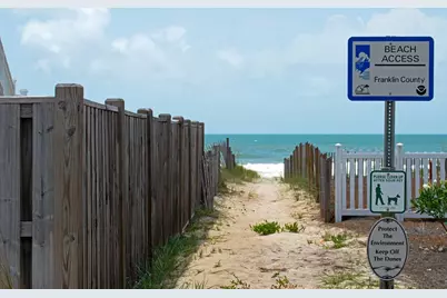 749 W Gorrie Dr, Saint George Island, FL 32328 - Photo 28