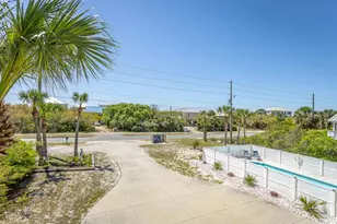 849 W Gulf Beach Dr, Saint George Island, FL 32328 - Photo 14