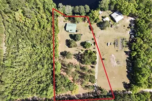 38 E M Davis Dr, Sopchoppy, FL 32358 - Photo 2