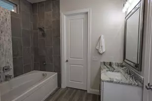 383 Gramercy Plantation Blvd, Eastpoint, FL 32328 - Photo 10