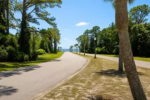 383 Gramercy Plantation Blvd, Eastpoint, FL 32328 - Photo 18
