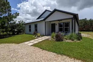 383 Gramercy Plantation Blvd, Eastpoint, FL 32328 - Photo 2