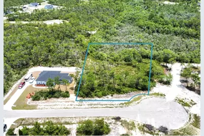 344 Magnolia Ct, Eastpoint, FL 32328 - Photo 1