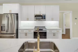 7016 Americus Ave, Port Saint Joe, FL 32456 - Photo 12