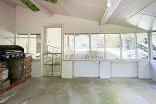 211 Fraley St, Wewahitchka, FL 32465 - Photo 12