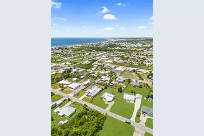 413 Colorado Dr, Mexico Beach, FL 32456 - Photo 38