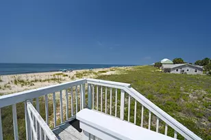 872 E Gorrie Dr, Saint George Island, FL 32328 - Photo 36