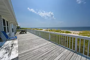 872 E Gorrie Dr, Saint George Island, FL 32328 - Photo 4