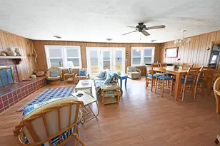 872 E Gorrie Dr, Saint George Island, FL 32328 - Photo 16