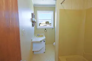 872 E Gorrie Dr, Saint George Island, FL 32328 - Photo 26