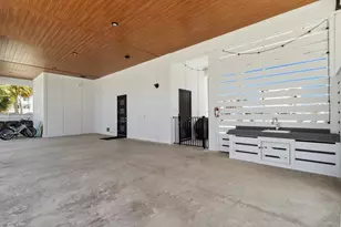 563 Secluded Dunes Dr, Port Saint Joe, FL 32456 - Photo 2