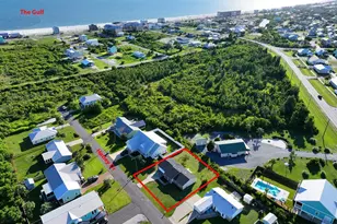 309 Hatley Dr, Mexico Beach, FL 32456 - Photo 2