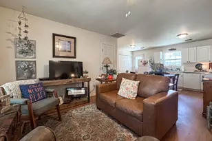 318 Earl King St, Apalachicola, FL 32320 - Photo 8