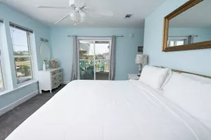 517 W Gulf Beach Dr, Saint George Island, FL 32328 - Photo 18