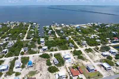 517 W Gulf Beach Dr, Saint George Island, FL 32328 - Photo 50