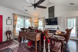 242 15th St, Apalachicola, FL 32320 - Photo 6