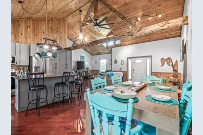 344 Lily Cir., Eastpoint, FL 32328 - Photo 4