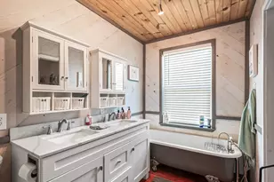 344 Lily Cir, Eastpoint, FL 32328 - Photo 28