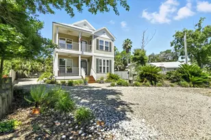 40 Myrtle St, Apalachicola, FL 32320 - Photo 4