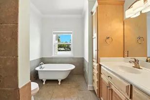 40 Myrtle St, Apalachicola, FL 32320 - Photo 32