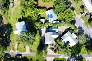 40 Myrtle St, Apalachicola, FL 32320 - Photo 68