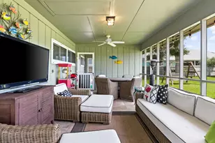 140 Pine St, Mexico Beach, FL 32456 - Photo 16