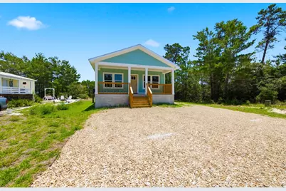 1588 Sandpiper Dr, Carrabelle, FL 32322 - Photo 4