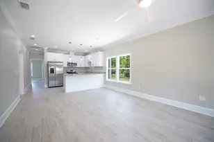 1692 Landing St, Carrabelle, FL 32322 - Photo 12