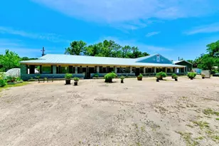 2390 Oak St, Lanark Village, FL 32322 - Photo 4