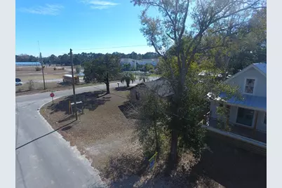 216 15th St, Apalachicola, FL 32320 - Photo 90