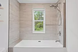 121 Cedar St, Eastpoint, FL 32328 - Photo 22