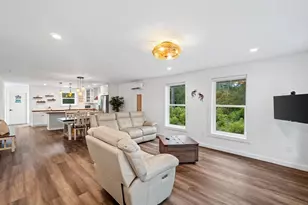 121 Cedar St, Eastpoint, FL 32328 - Photo 6