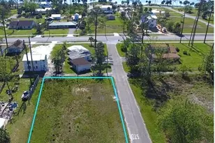 1502 Palm Blvd, Port Saint Joe, FL 32456 - Photo 1