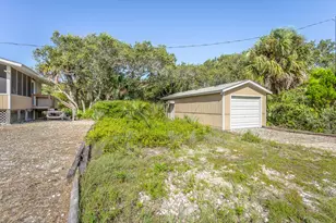 481 E Gulf Beach Dr, Saint George Island, FL 32328 - Photo 36