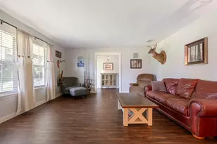 480 Lake View Dr, Wewahitchka, FL 32465 - Photo 12