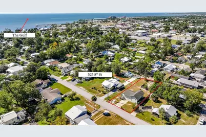 525 8th St, Port Saint Joe, FL 32456 - Photo 1