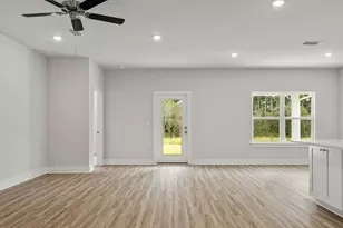 656 Norris Dr, Port Saint Joe, FL 32456 - Photo 8