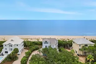 1620 Forsythia Ct, Saint George Island, FL 32328 - Photo 2