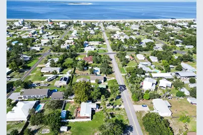 348 Atlantic St, Port Saint Joe, FL 32456 - Photo 54