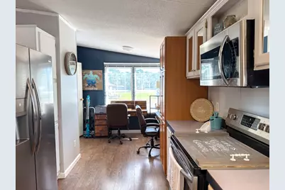 348 Atlantic St, Port Saint Joe, FL 32456 - Photo 16