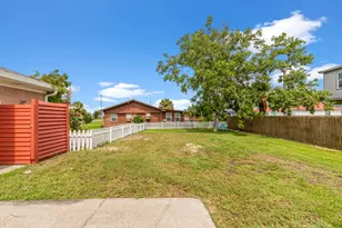 200 7th St, Mexico Beach, FL 32456 - Photo 34