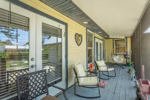 301 Sweet Bay Cir, Eastpoint, FL 32328 - Photo 40