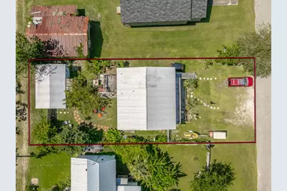 66 8th St, Apalachicola, FL 32320 - Photo 4